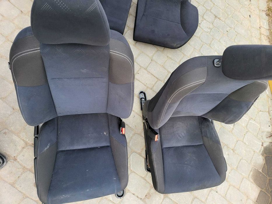 Siedzenia fotele przód kanapa tył honda Civic 9  IX 15- HB