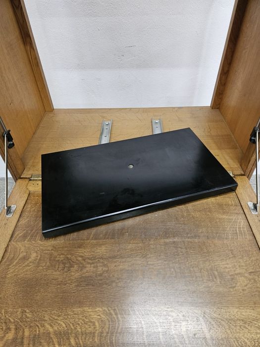 Wysoka komoda ludwikowska na telewizor /