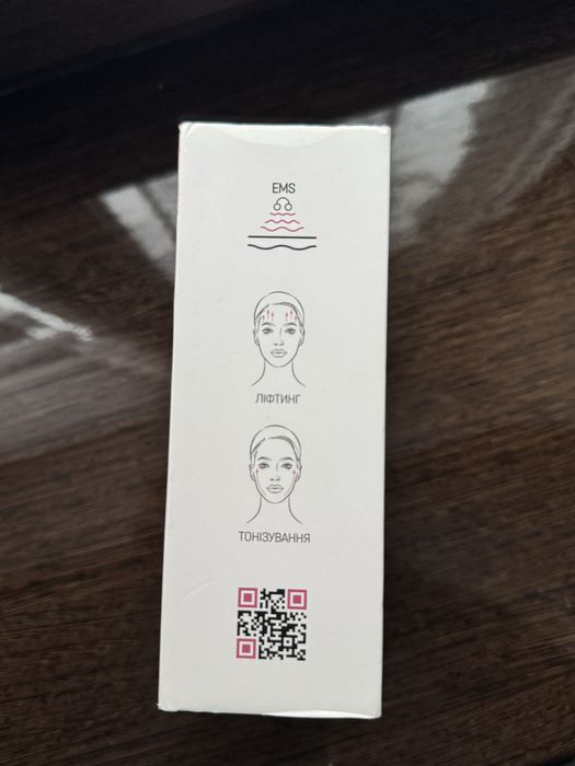 Мікрострумовий апарат для обличчя,шиї,для ліфтингу,моделювання обличчя
