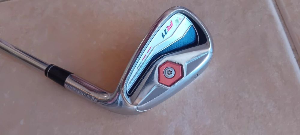 TaylorMade R11 P