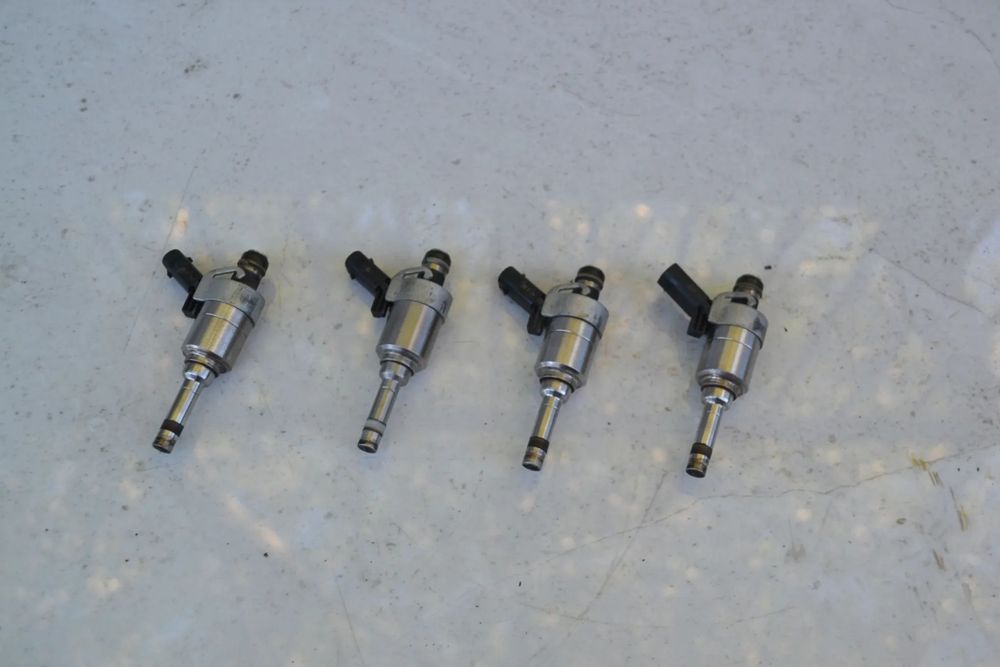 VW AUDI SEAT SKODA 1.8 2.0 TFSI FSI WTRYSK WTRYSKIWACZ PALIWA 06H906036G