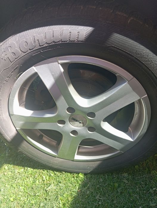 Alu felgi z oponami
