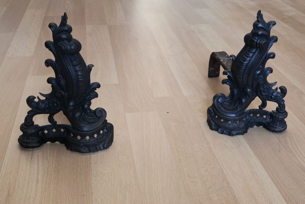 Andirons de ferro