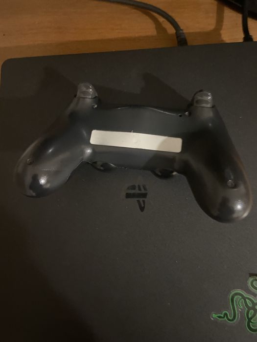 Playstation 4 de 500gb c/ gta 5