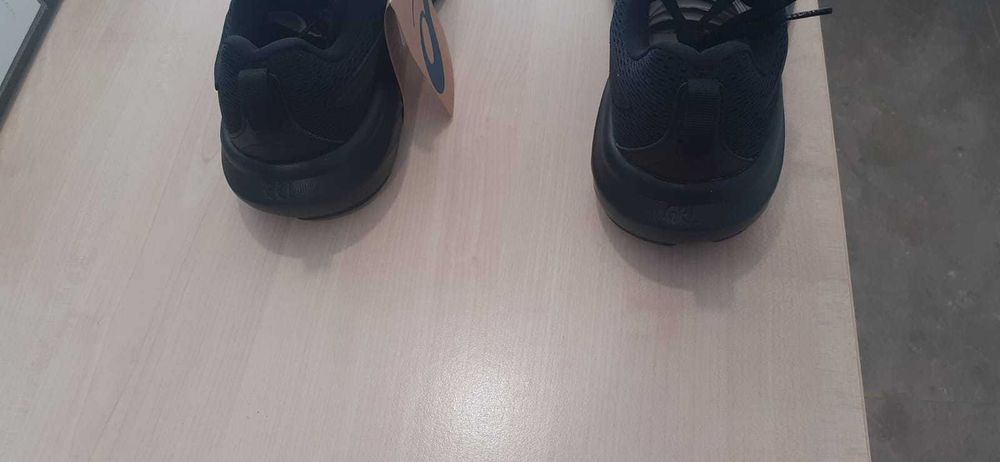 Sapatilhas Asics Gel Contend 9