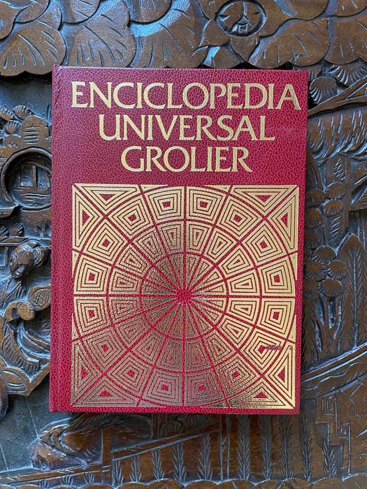 Enciclopédia Universal Grolier