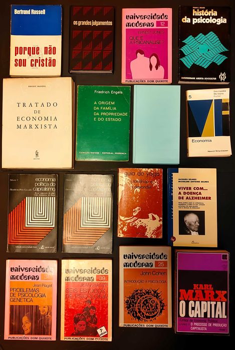 15 livros, raras edições. Lote 32€.