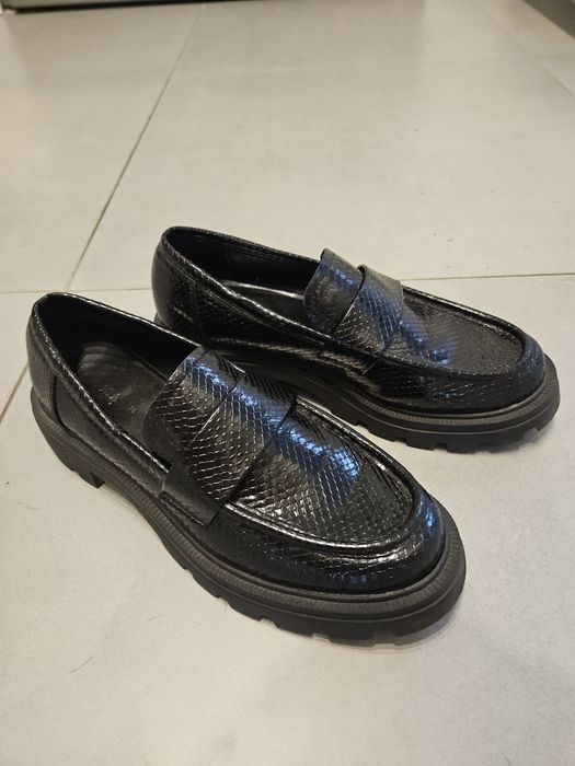 Zara loufersy mokasyny czarne