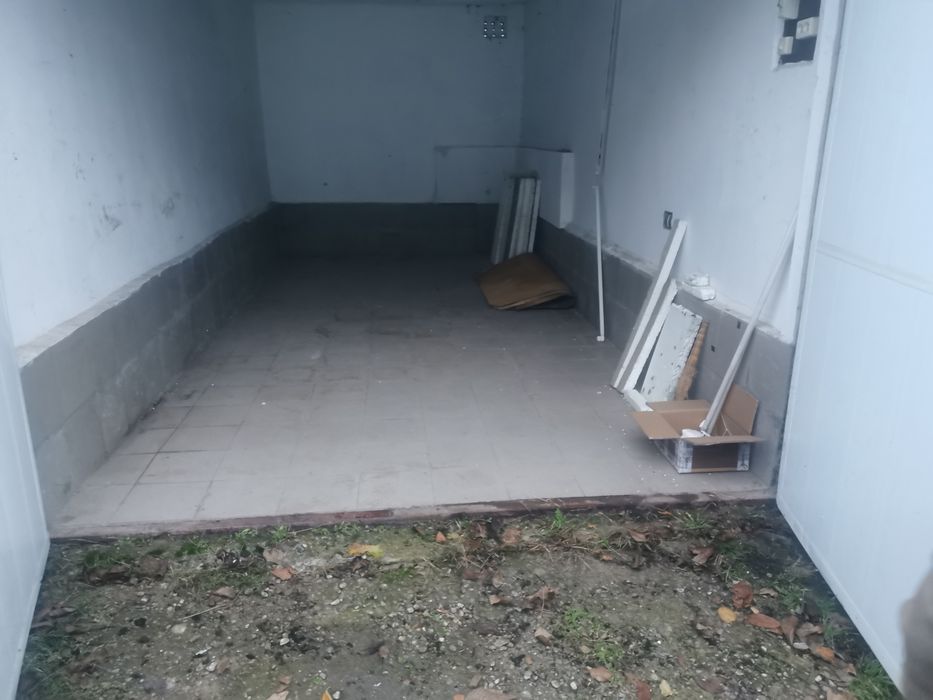 Продам гараж каменныйй