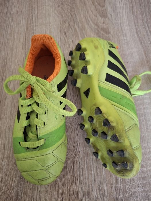 Botas futebol criança - Adidas, Nike