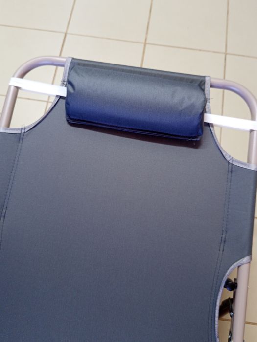 Espreguiçadeira nova .