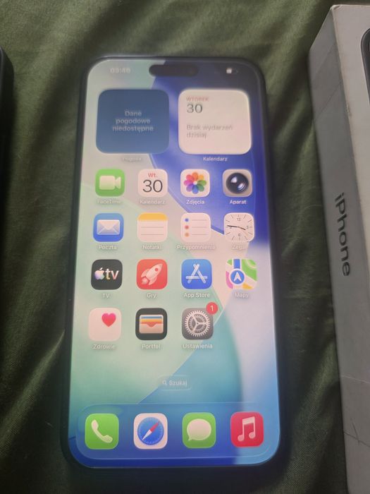 Sprzedam IPhone 15 plus