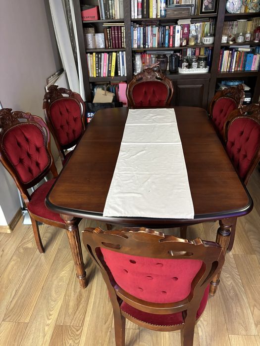 Krzesla komlet medaliony