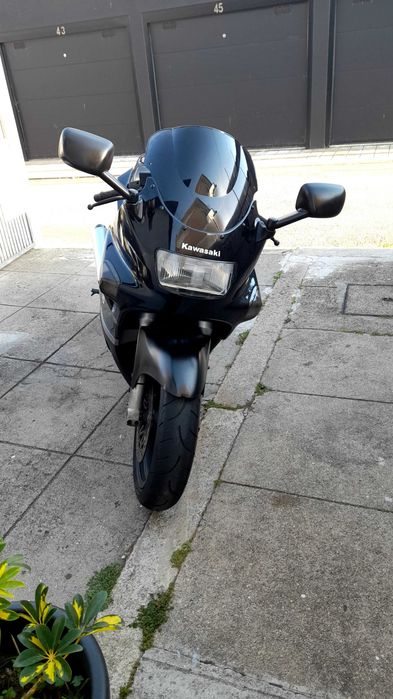 Kawazaki ZX6 excelente estado