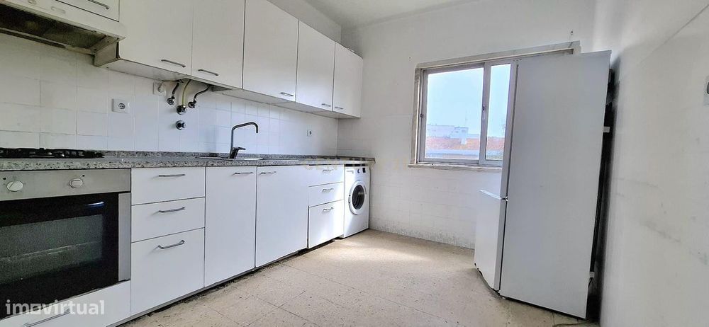 Apartamento T2 - Agualva Cacém
