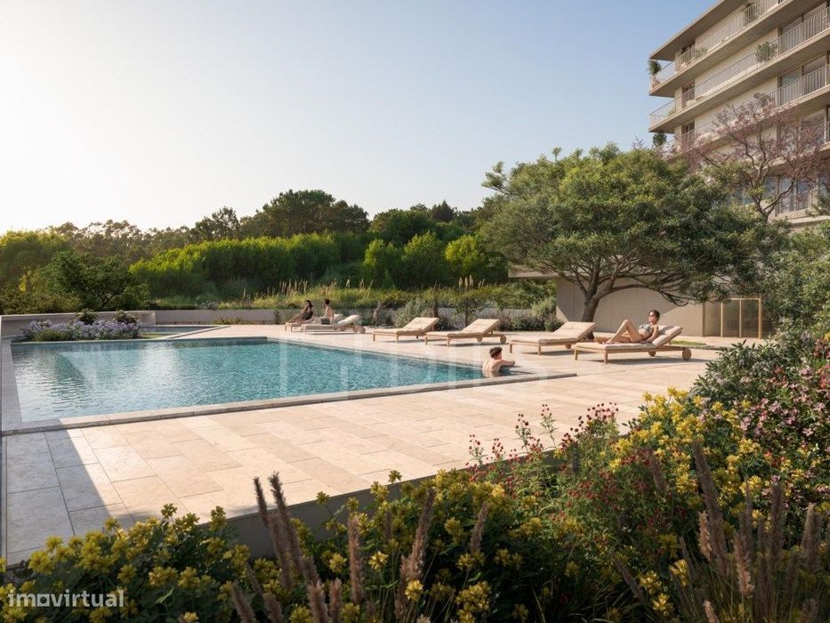 Apartamento T3 com terraço no Belas Clube de Campo