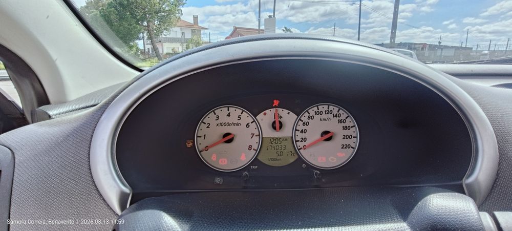 Micra C+C 1.4 Tekna