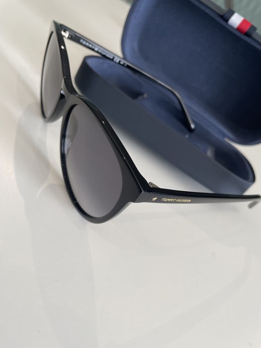 Óculos Tommy Hilfiger novos Originais