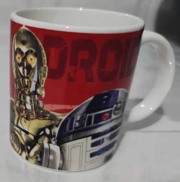 Caneca de cerâmica com o logótipo da saga Star Wars