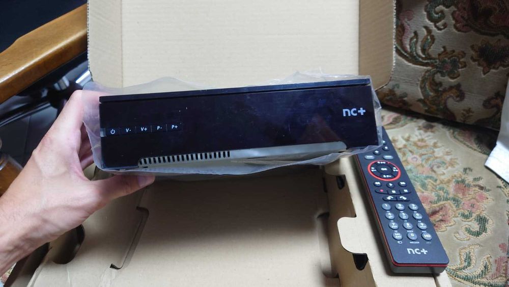 Dekoder PACE HDS7241/91, jak nowy, Dysk 500GB. Gratka dla kolekcjonerów.