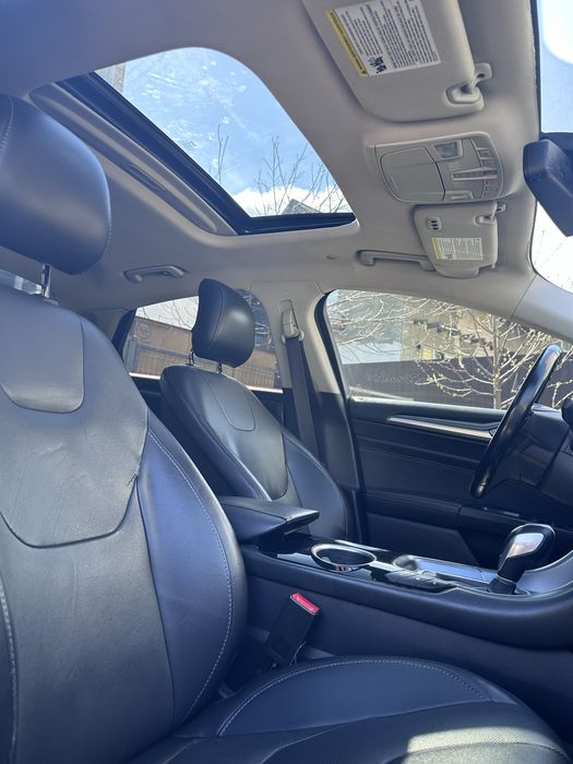 Ford Fusion Hybrid PHEV  Titanium