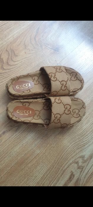 Klapki na koturnie rozm 40 wkladka 26cm