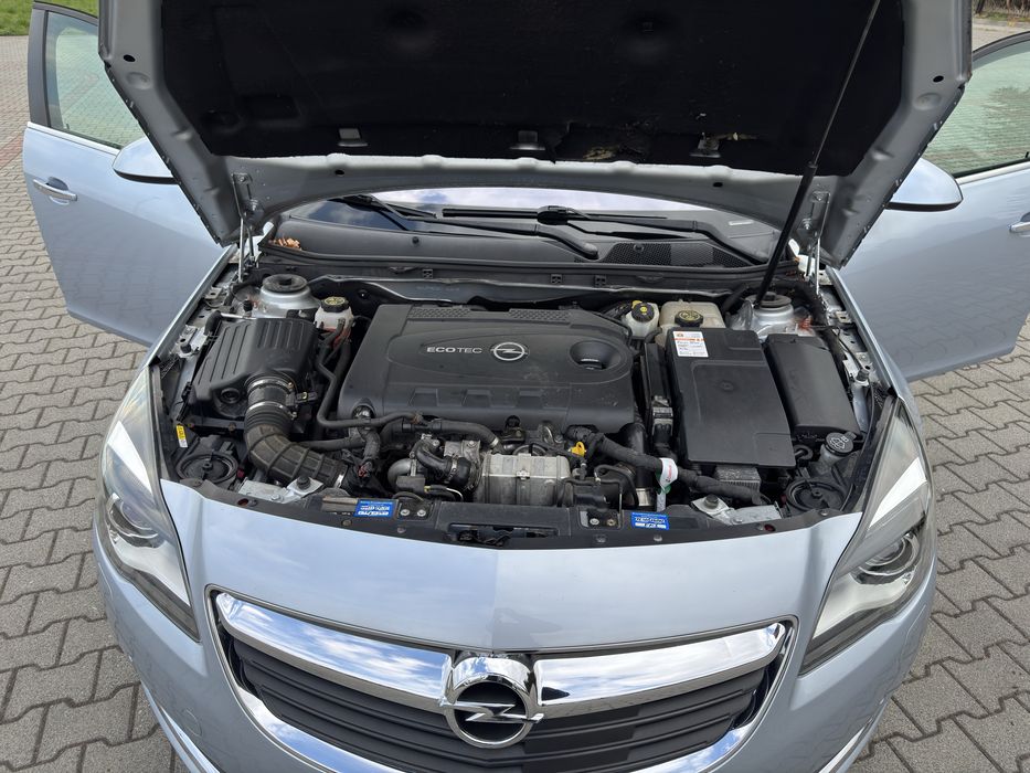 OPEL INSIGNIA 2014 2.0 195km Biturbo