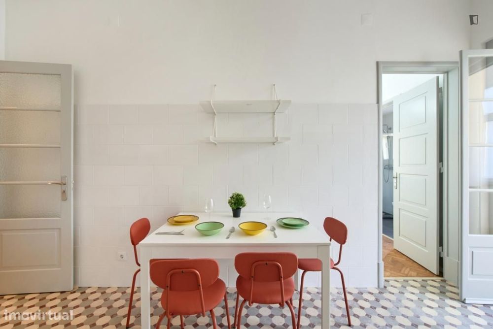 Quarto - localizado em Alameda Lisbon
