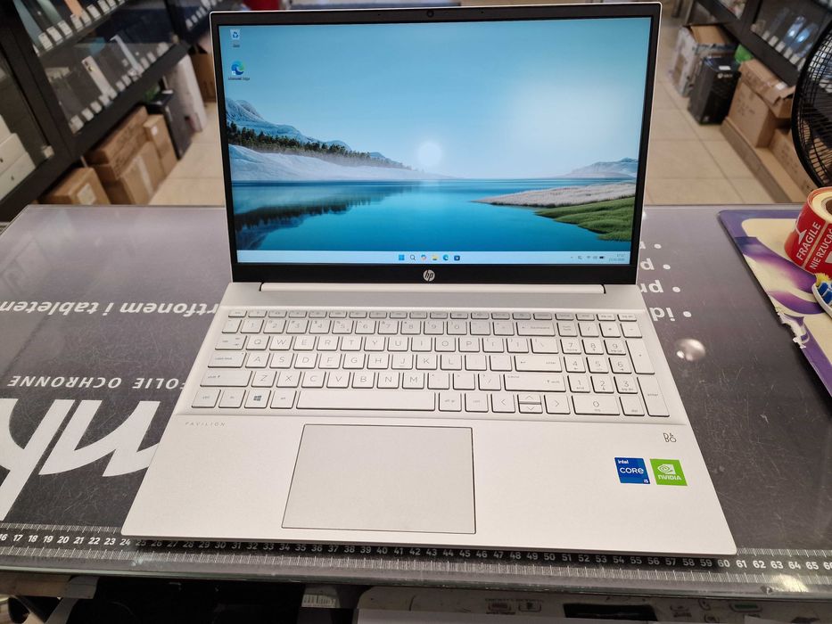 HP Pavilion 15-eg0004nw/ i5-1135G7 2.40 GHz/ 16GB/ 512GB/ MX350 2GB