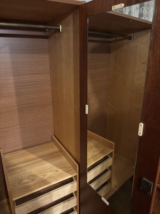 Szafa PRL „Jedność” Tczew, mahoń 1973 r.