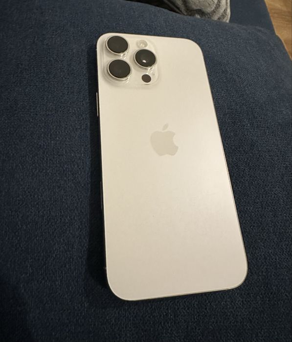 Iphone 16 pro max, 256 gb com garantia.