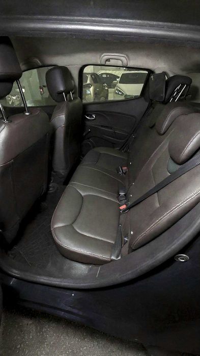 Marca: Renault Modelo/Versão: Clio Energy dCi 90 EDC Limitied (Caixa Automática) — photo 3