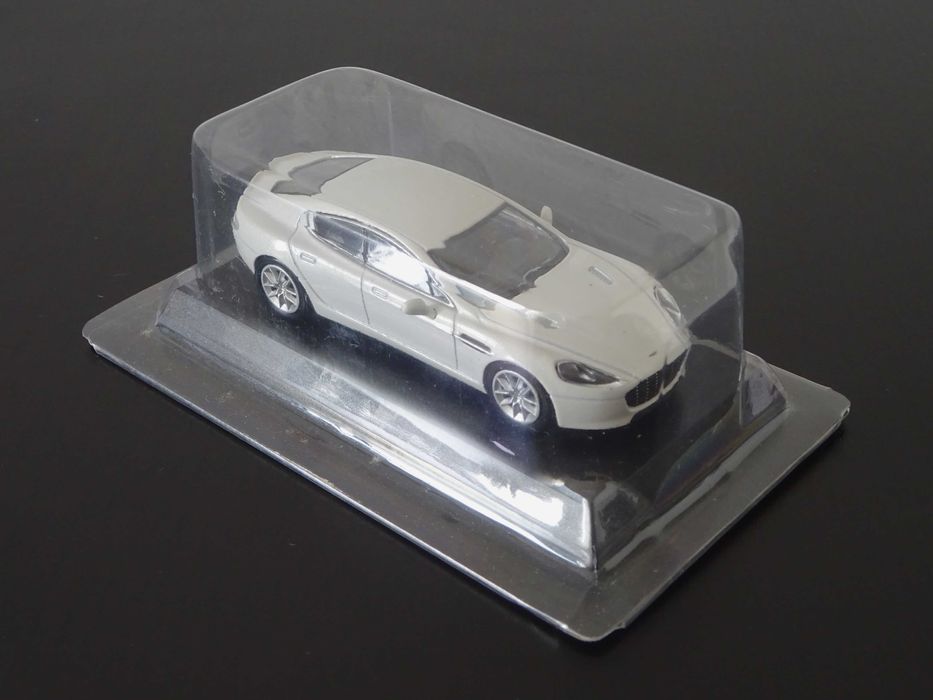 1:64 TSM Mini-GT Honda NSX GT3 #30 & Kyosho Aston Martin Rapide S