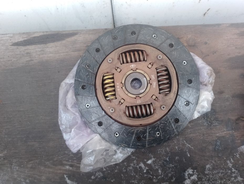 Диск сцепления Шевроле Авео