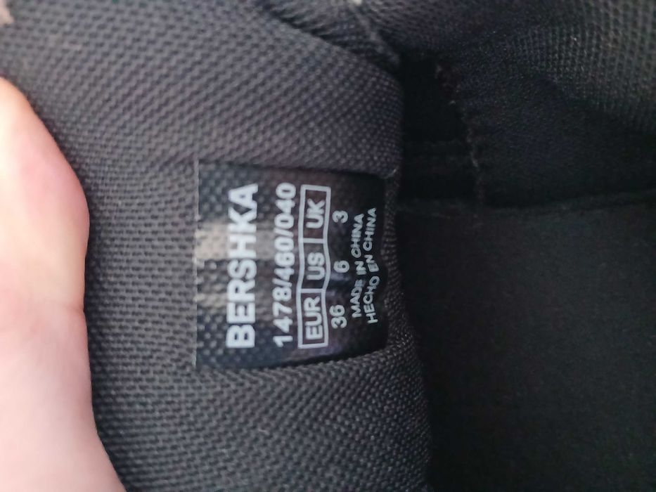 Ténis Pretos Muito Bons Bershka