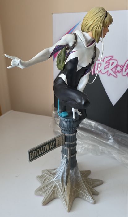 Sideshow Spider-Man Gwen 1/6 - 41cm Prime 1