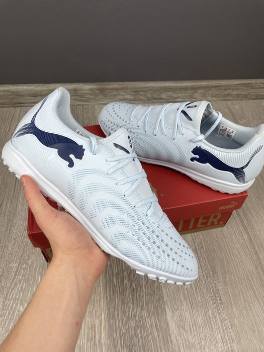 Niebieskie buty Puma Future 9 na halę do piłki nożnej rozmiar 44.5
