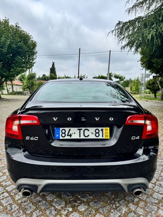 Volvo S60 2.0 D4 R-Design Geartronic