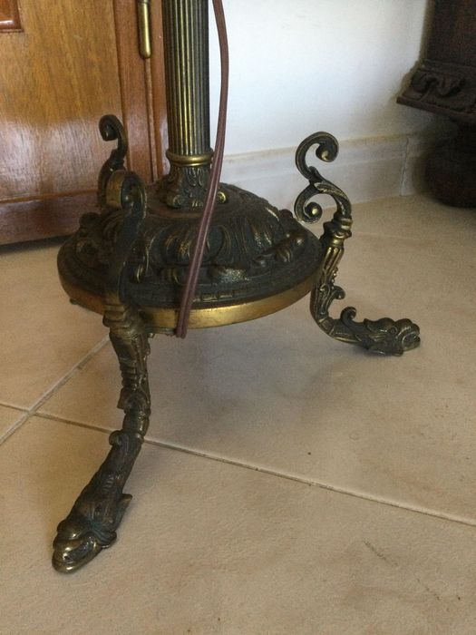 Candeeiro em bronze / latão de pé alto Antigo 175 cm