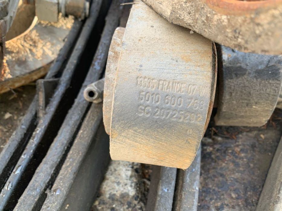 5010600763 resor tylny 2 piórowy lewy tył na poduszce renault