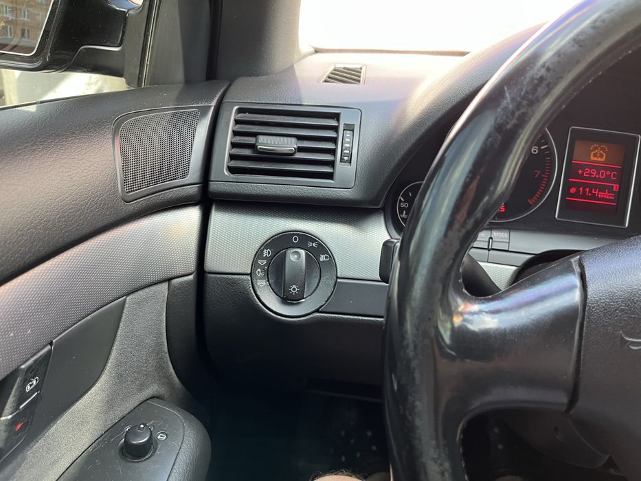 Audi A4 2003 року