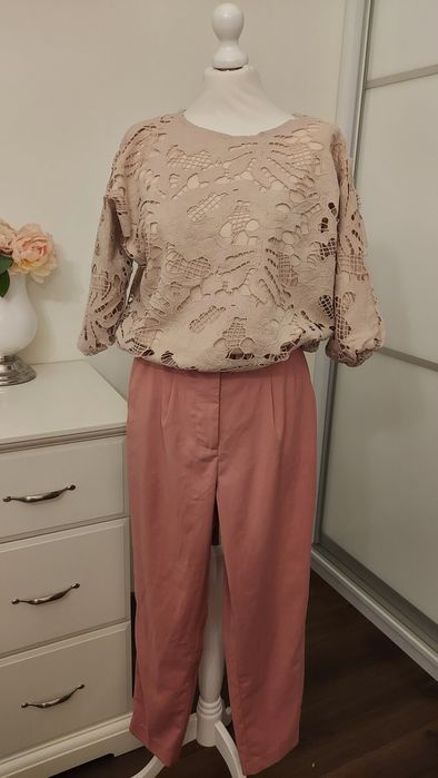 Spodnie morelowe Mohito