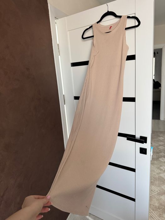 Продам сукні та джинси