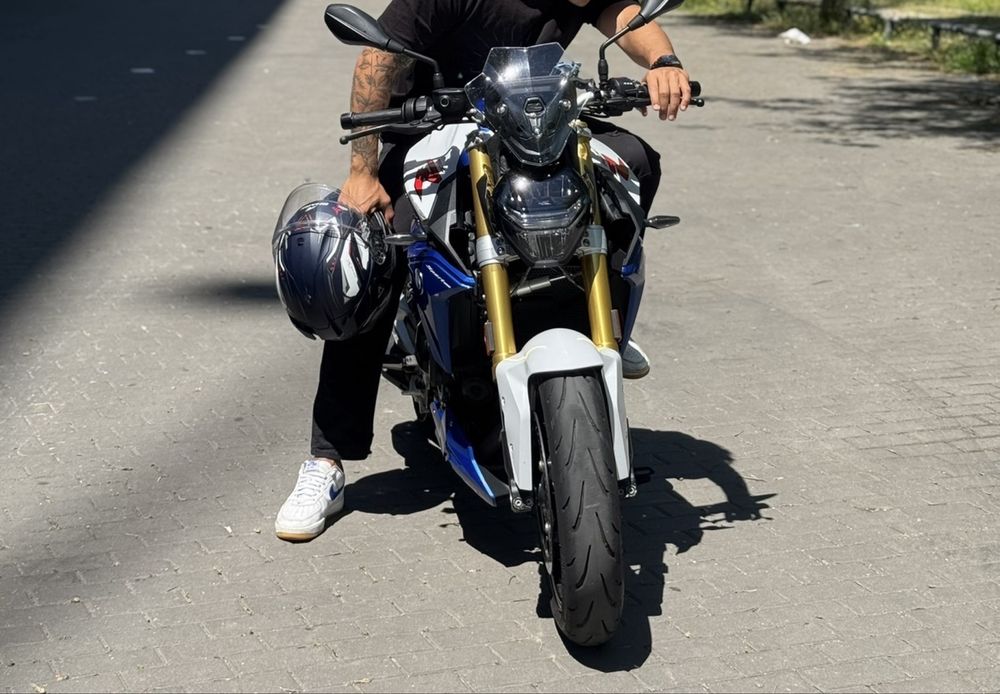 BMW F900 R  Sport