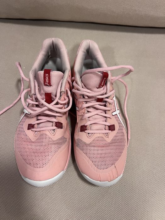 жіночі волейбольні кросівки Asics Gel-Tactic US8, Euro 39,5