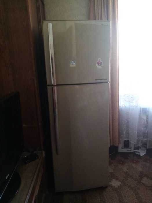 Холодильник Toshiba