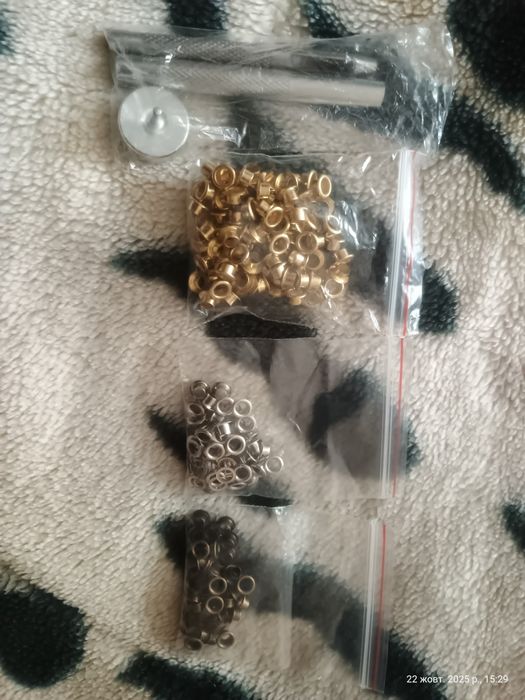 Набір для установки люверсів 4х6 мм..