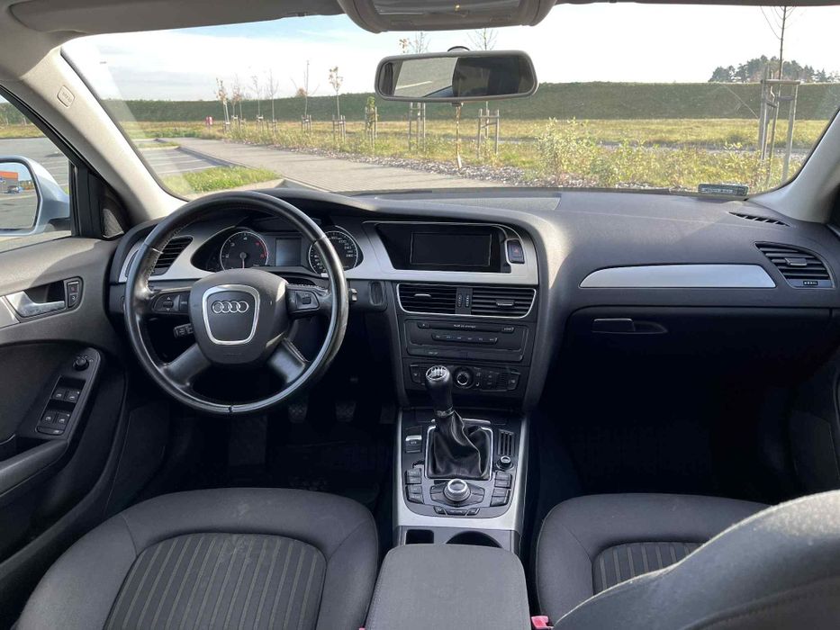 Audi A4B8 2.0TDI 143km