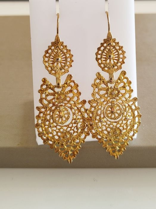 Brincos em prata 925