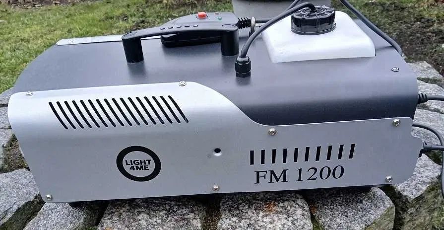 Dymiarka 1500 WATT z pilotem dla DJ